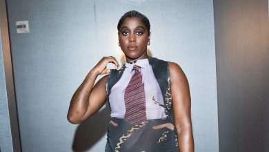 Lashana Lynch annonce sa grossesse lors de la première de « The Day of the Jackal » à New York