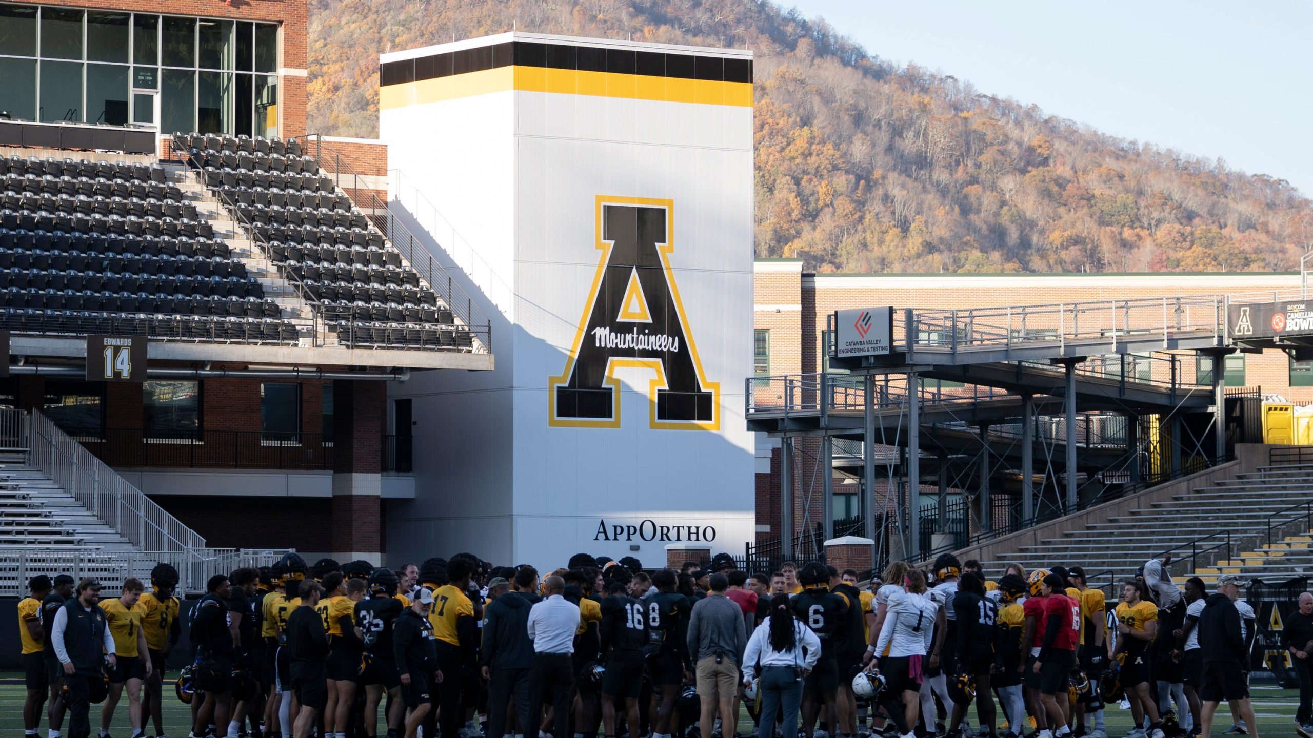 App State Football organise son premier match à domicile depuis Helene contre Georgia State