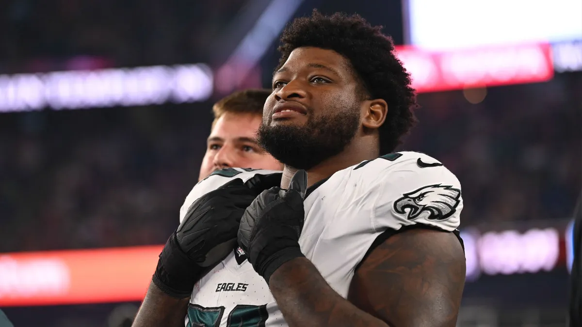 Fred Johnson des Eagles arrête Trey Hendrickson lors de la victoire contre les Bengals – NBC Sports Philadelphia