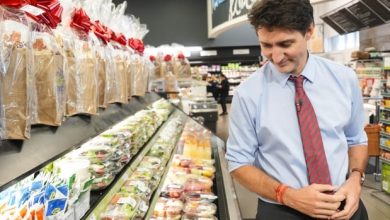 La promesse des libéraux de réduire la TPS et les chèques de 250 $ sont menacés alors que les opposants exigent des changements coûteux