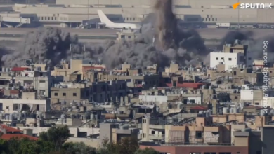 Israël bombarde près de l’aéroport de Beyrouth avec un avion de passagers sur le tarmac (VIDEO) — RT World News