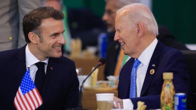 Macron salue la décision de Biden de lancer un missile en Ukraine — RT World News