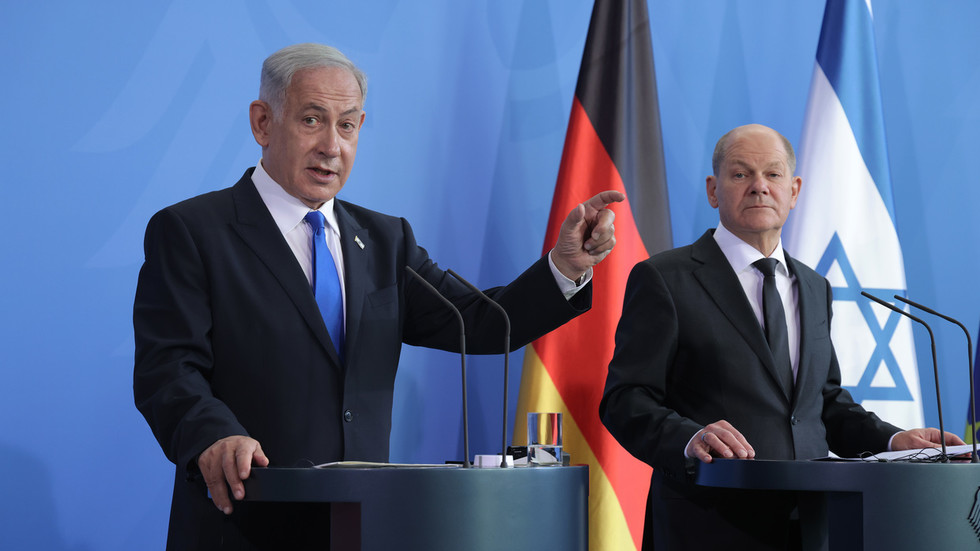 L’Allemagne « examine » le mandat d’arrêt de Netanyahu — RT World News