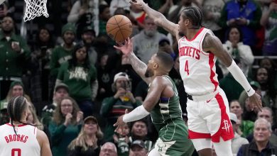 Damian Lillard marque le but gagnant alors que les Bucks battent les Rockets 101-100