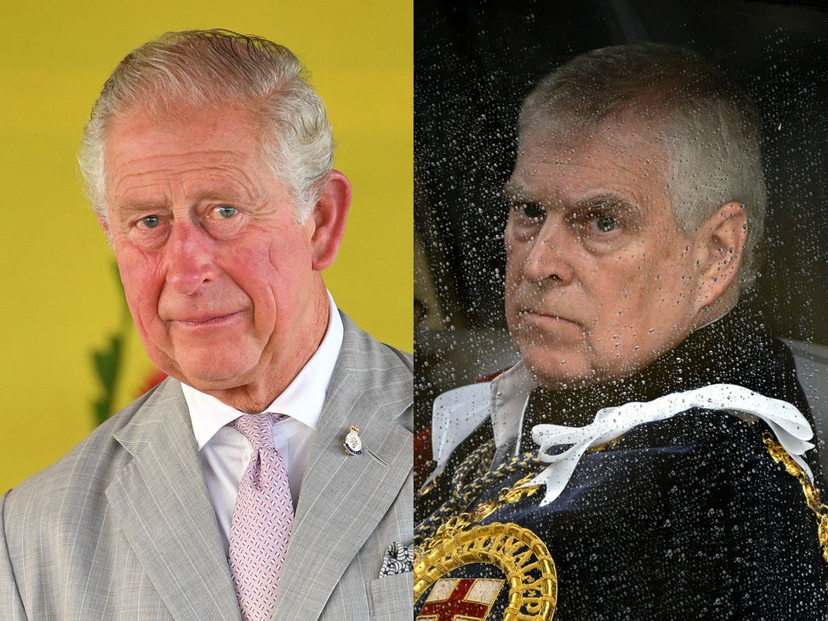 Le roi « coupe les liens financiers avec le prince Andrew en disgrâce après son refus de quitter son domicile »