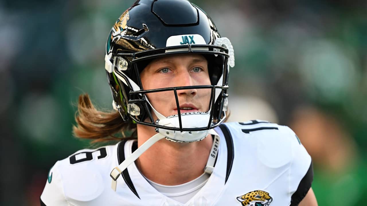 Trevor Lawrence des Jaguars, aux prises avec une importante entorse de l’articulation AC à l’épaule gauche, ne jouera pas contre les Vikings