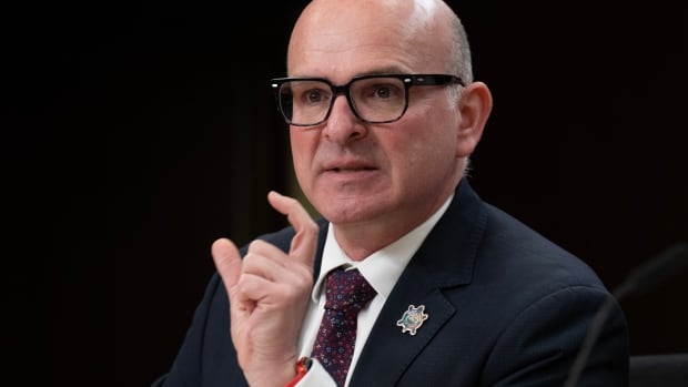 Boissonnault fait l’objet d’un nouvel examen à cause de ses déclarations sur l’indigénéité de sa famille