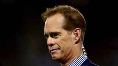 Les fans de football du lundi soir critiquent Joe Buck pendant les Rams et les Dolphins