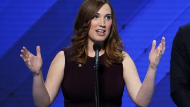 Sarah McBride du Delaware devient la première personne ouvertement transgenre à siéger au Congrès