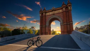 Paul Seixas, le prodige lyonnais de 19 ans, prêt pour son premier Tour de France à Barcelone